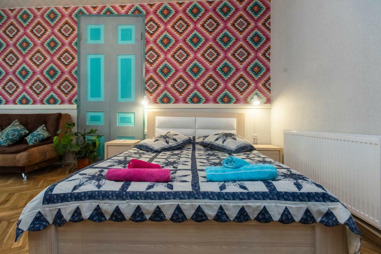 Private Apartment In The Center Of Old Tbilisi Bagian luar foto